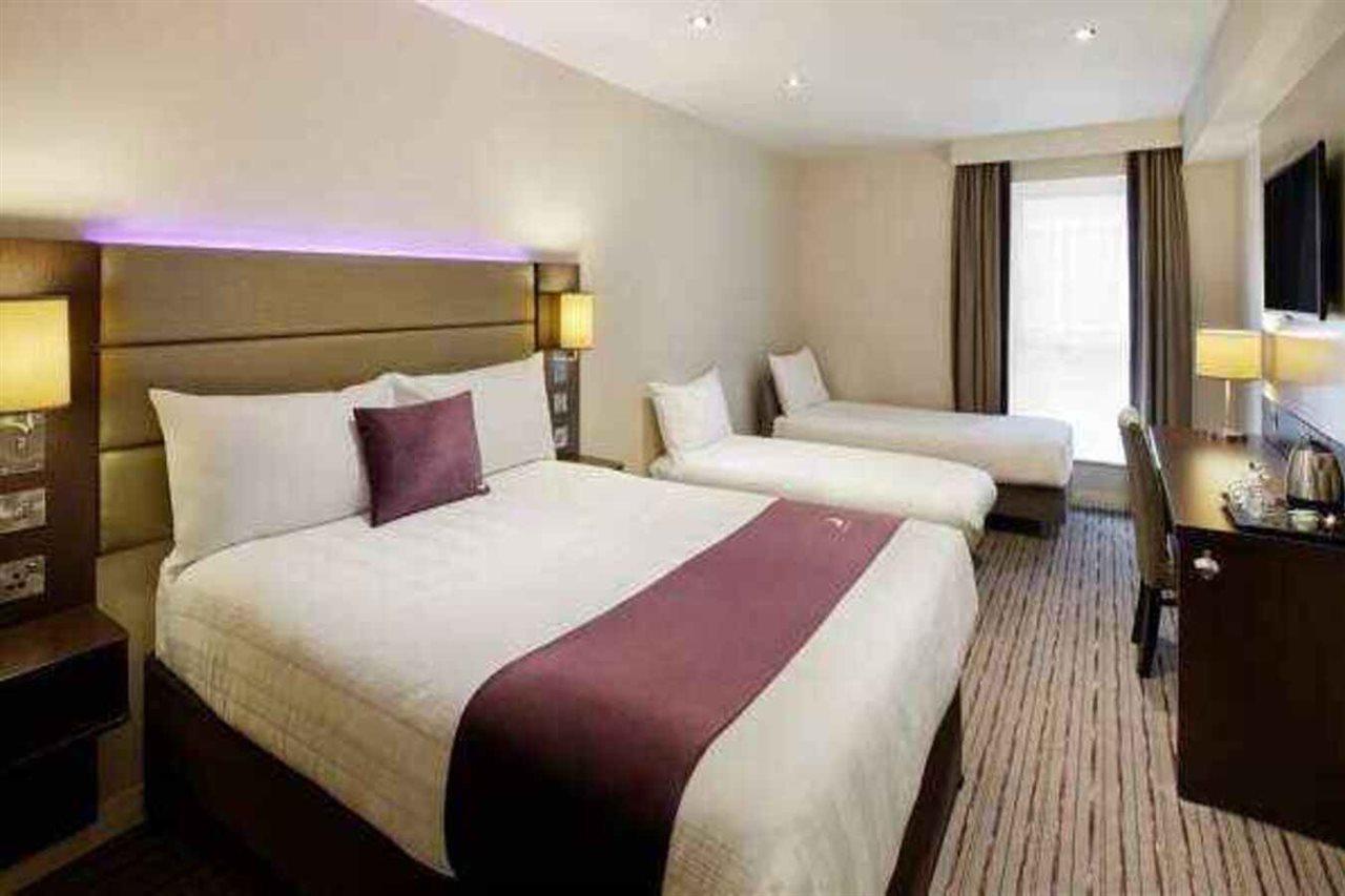 Premier Inn Oxford Botley South Hinksey Eksteriør billede